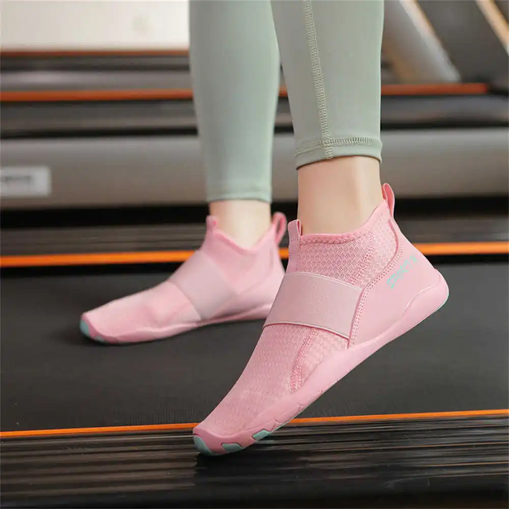 Işık Merhaba Üstleri Spor Ayak - Classic Tech Office Number incelemesi ve fiyatı